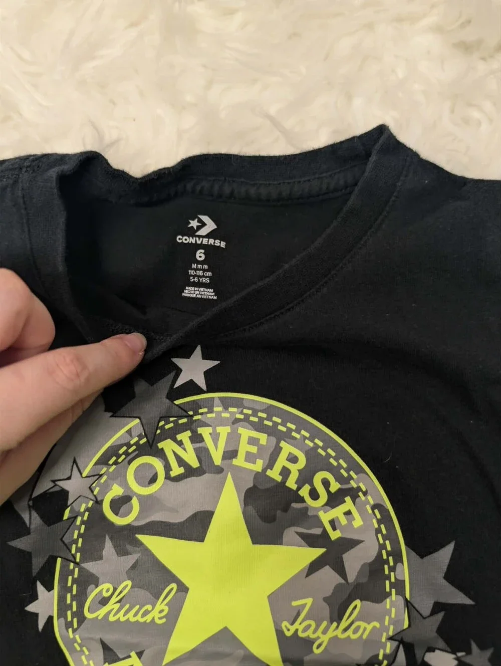 Y2k 2000s converse tee girls/ boys camo star good condition size 6